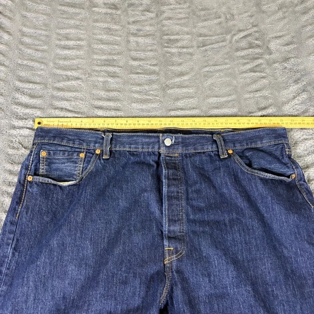 Levis 501 Original Fit Jeans Mens 44x30 Dark Wash Blue Denim Button Fly AB317